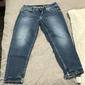 Silver Avery Skinny Crop Jeans in size 30